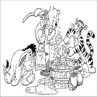 Раскраски с героями из мультфильма Винни-Пух (Winnie-the-Pooh) - набираем воду